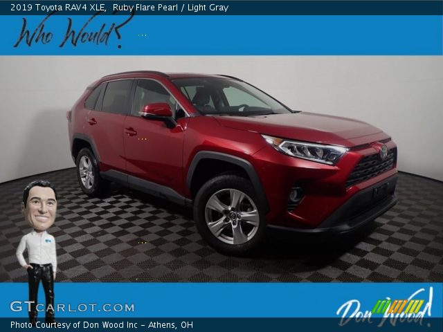 2019 Toyota RAV4 XLE in Ruby Flare Pearl
