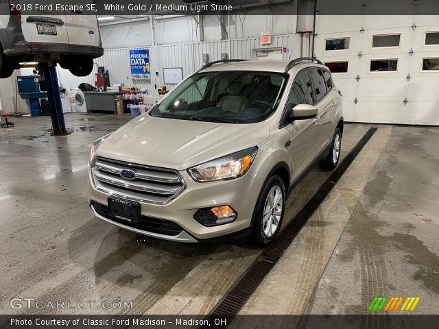 2018 Ford Escape SE in White Gold