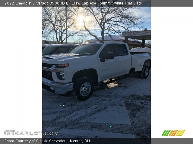 2022 Chevrolet Silverado 3500HD LT Crew Cab 4x4 in Summit White