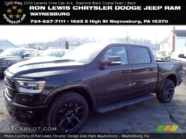 2022 Ram 1500 Laramie Crew Cab 4x4 in Diamond Black Crystal Pearl