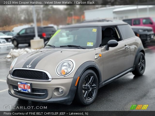 2013 Mini Cooper Hardtop in Velvet Silver Metallic