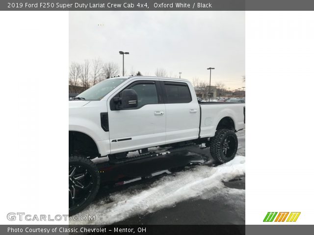 2019 Ford F250 Super Duty Lariat Crew Cab 4x4 in Oxford White