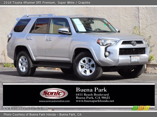 2016 Toyota 4Runner SR5 Premium in Super White