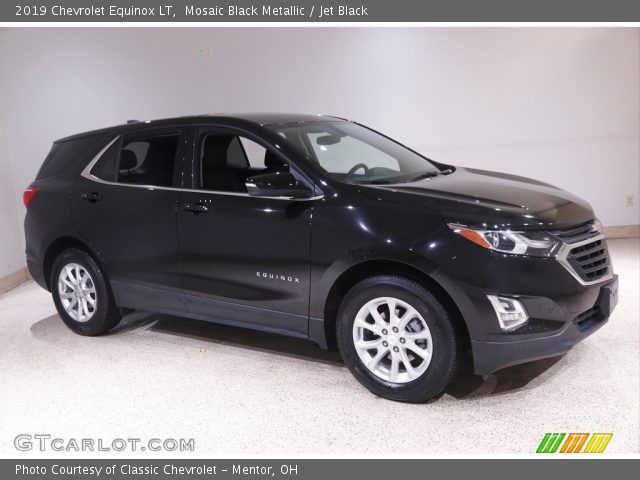 2019 Chevrolet Equinox LT in Mosaic Black Metallic