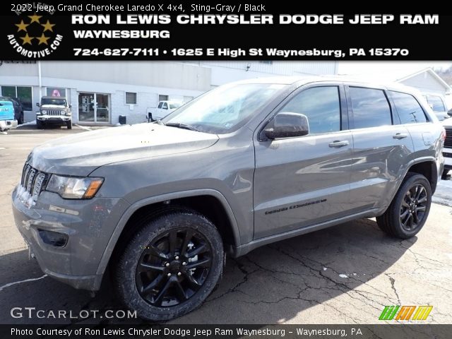 2022 Jeep Grand Cherokee Laredo X 4x4 in Sting-Gray