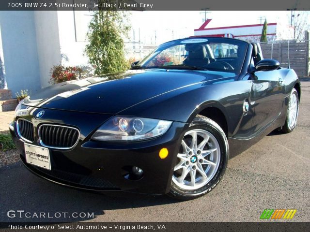 2005 BMW Z4 2.5i Roadster in Jet Black