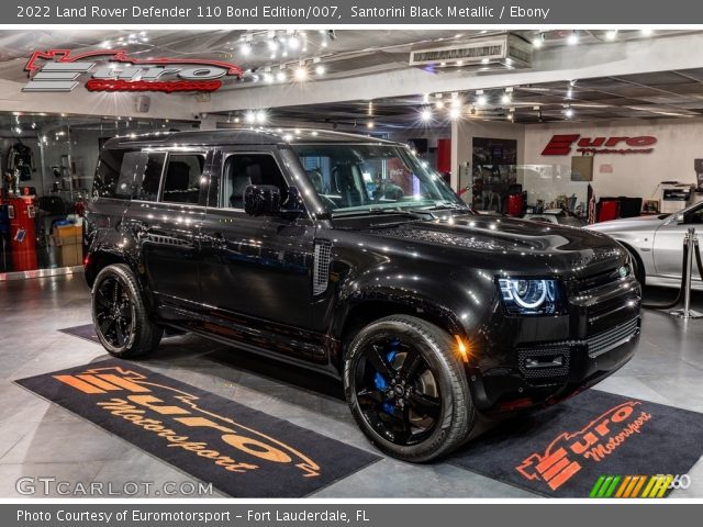 2022 Land Rover Defender 110 Bond Edition/007 in Santorini Black Metallic
