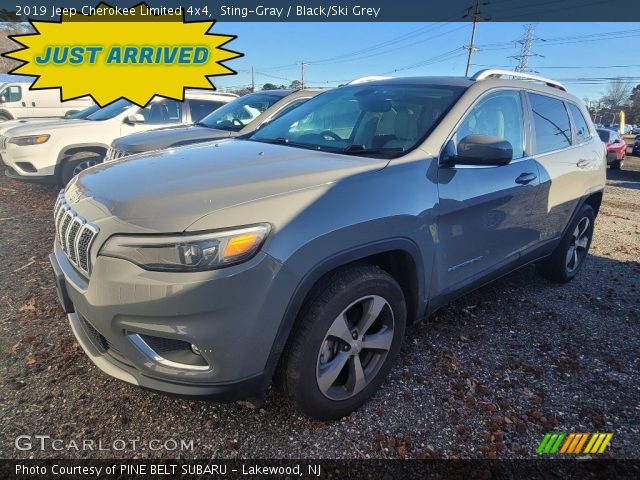 2019 Jeep Cherokee Limited 4x4 in Sting-Gray