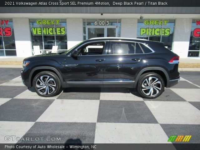 2021 Volkswagen Atlas Cross Sport SEL Premium 4Motion in Deep Black Pearl