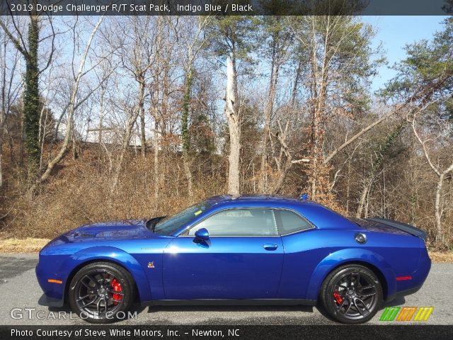 2019 Dodge Challenger R/T Scat Pack in Indigo Blue