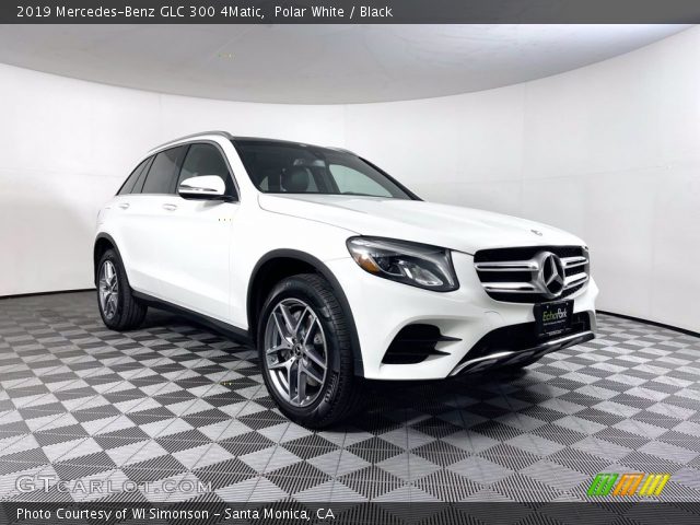 2019 Mercedes-Benz GLC 300 4Matic in Polar White