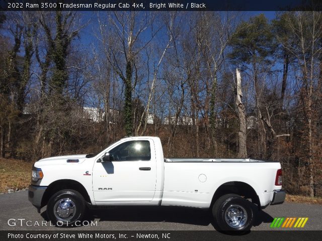 2022 Ram 3500 Tradesman Regular Cab 4x4 in Bright White