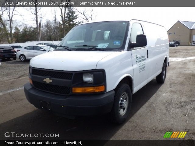 2016 Chevrolet Express 3500 Cargo WT in Summit White