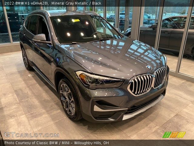 2022 BMW X1 xDrive28i in Mineral Gray Metallic