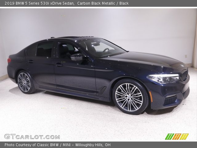 2019 BMW 5 Series 530i xDrive Sedan in Carbon Black Metallic