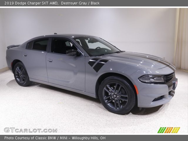 2019 Dodge Charger SXT AWD in Destroyer Gray