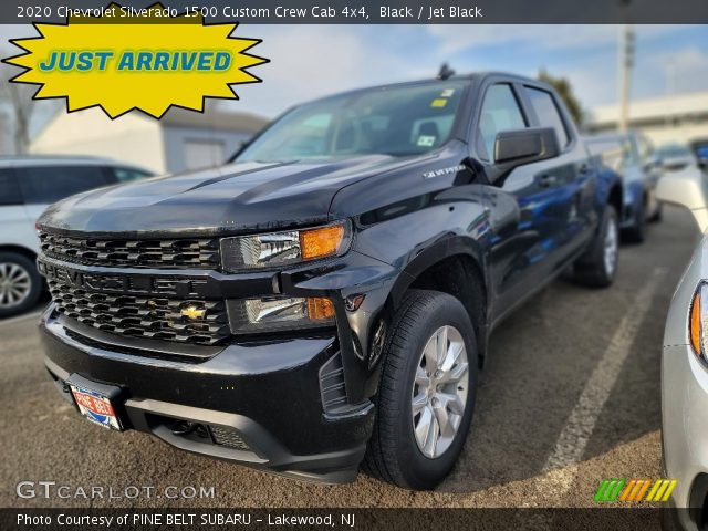 2020 Chevrolet Silverado 1500 Custom Crew Cab 4x4 in Black