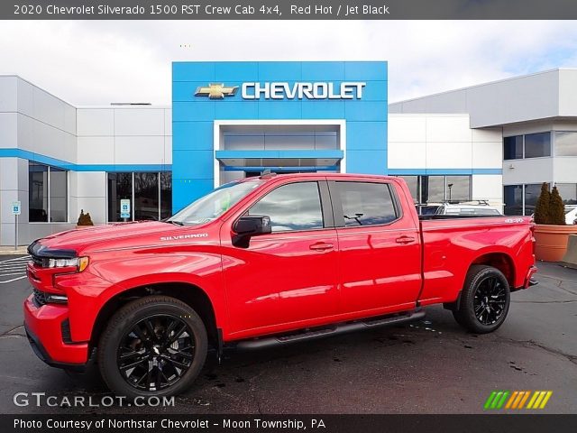 2020 Chevrolet Silverado 1500 RST Crew Cab 4x4 in Red Hot