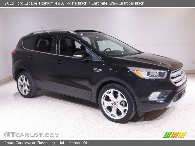 2019 Ford Escape Titanium 4WD in Agate Black