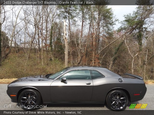 2022 Dodge Challenger SXT Blacktop in Granite Pearlcoat