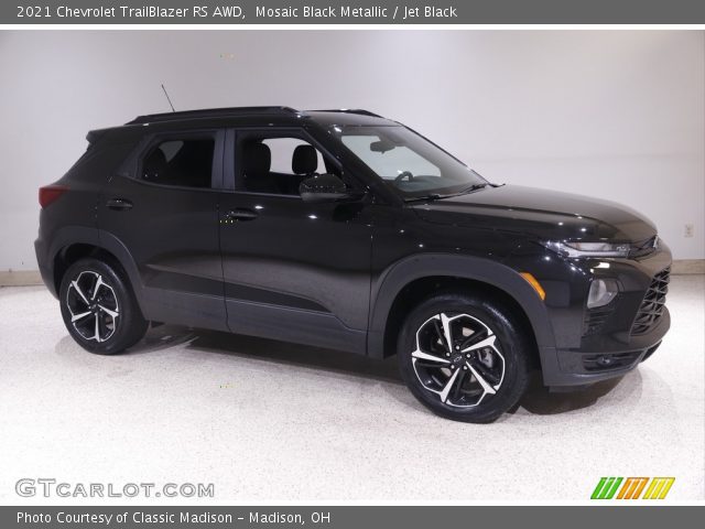 2021 Chevrolet TrailBlazer RS AWD in Mosaic Black Metallic