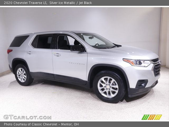 2020 Chevrolet Traverse LS in Silver Ice Metallic