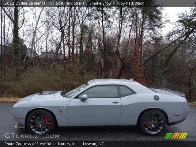 2022 Dodge Challenger R/T Scat Pack Shaker in Smoke Show