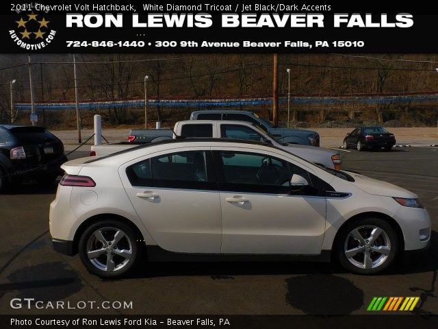 2011 Chevrolet Volt Hatchback in White Diamond Tricoat