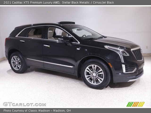 2021 Cadillac XT5 Premium Luxury AWD in Stellar Black Metallic