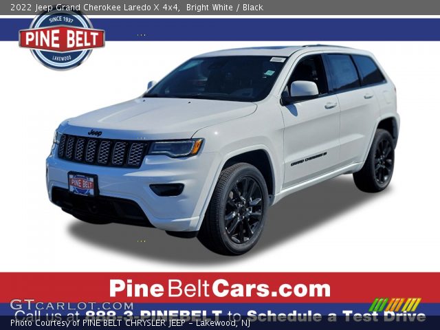2022 Jeep Grand Cherokee Laredo X 4x4 in Bright White