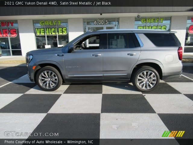 2021 GMC Yukon Denali 4WD in Satin Steel Metallic