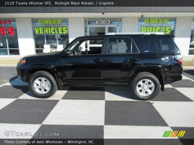 2018 Toyota 4Runner SR5 in Midnight Black Metallic