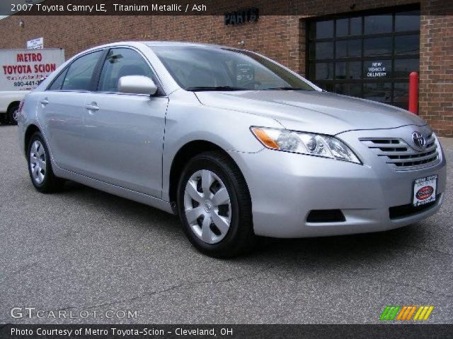 2007 Toyota Camry LE in Titanium Metallic