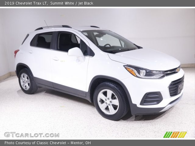 2019 Chevrolet Trax LT in Summit White