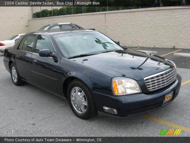 2004 Cadillac DeVille Sedan in Blue Chip