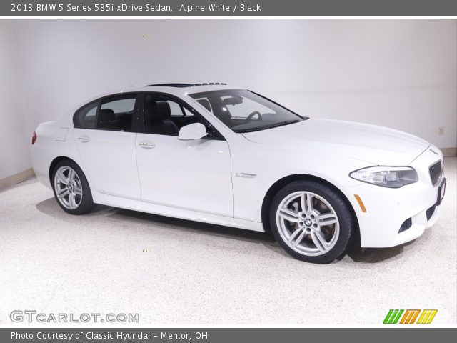 2013 BMW 5 Series 535i xDrive Sedan in Alpine White