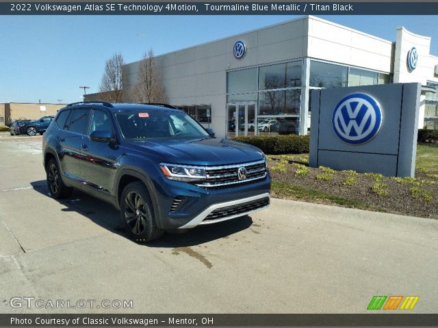 2022 Volkswagen Atlas SE Technology 4Motion in Tourmaline Blue Metallic