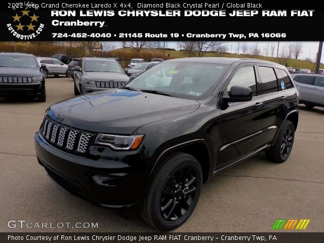 2022 Jeep Grand Cherokee Laredo X 4x4 in Diamond Black Crystal Pearl