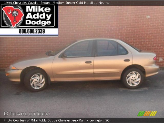 1999 Chevrolet Cavalier Sedan in Medium Sunset Gold Metallic