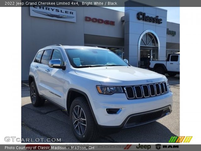 2022 Jeep Grand Cherokee Limited 4x4 in Bright White