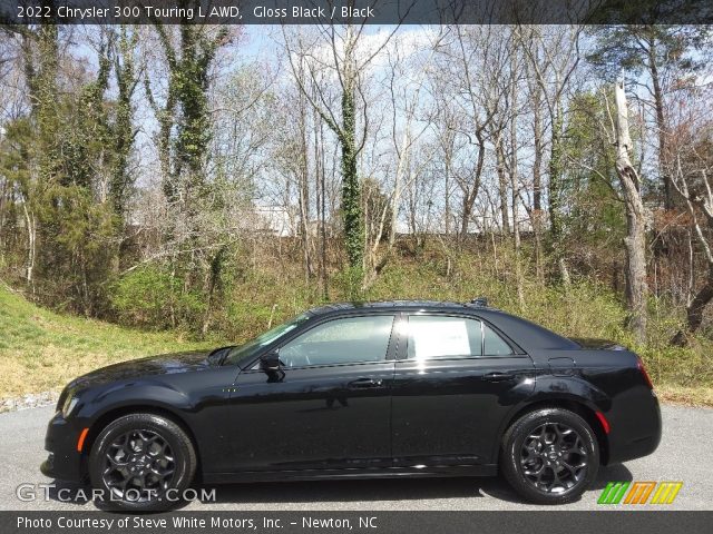 2022 Chrysler 300 Touring L AWD in Gloss Black