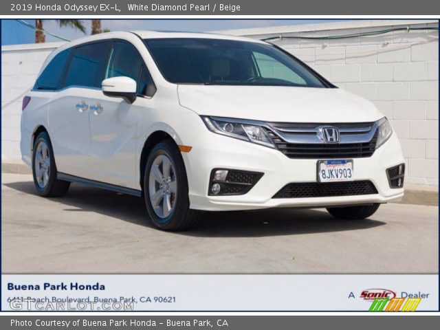 2019 Honda Odyssey EX-L in White Diamond Pearl