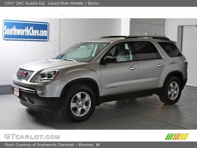 2007 GMC Acadia SLE in Liquid Silver Metallic
