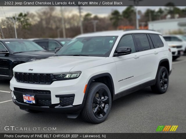 2022 Jeep Grand Cherokee L Laredo 4x4 in Bright White