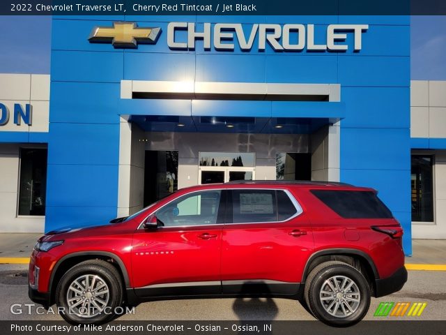 2022 Chevrolet Traverse LT in Cherry Red Tintcoat