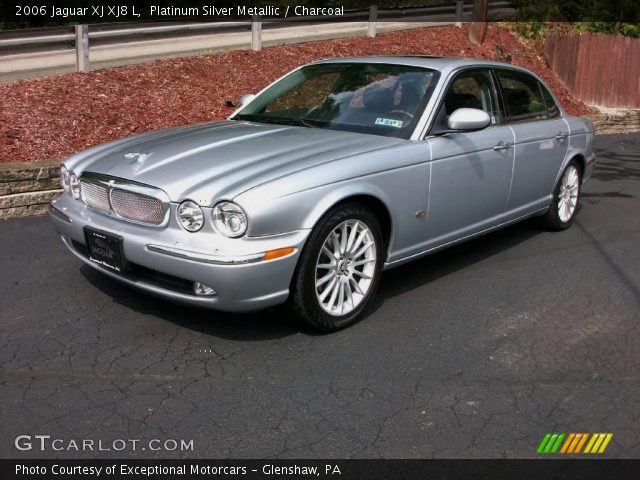 2006 Jaguar XJ XJ8 L in Platinum Silver Metallic