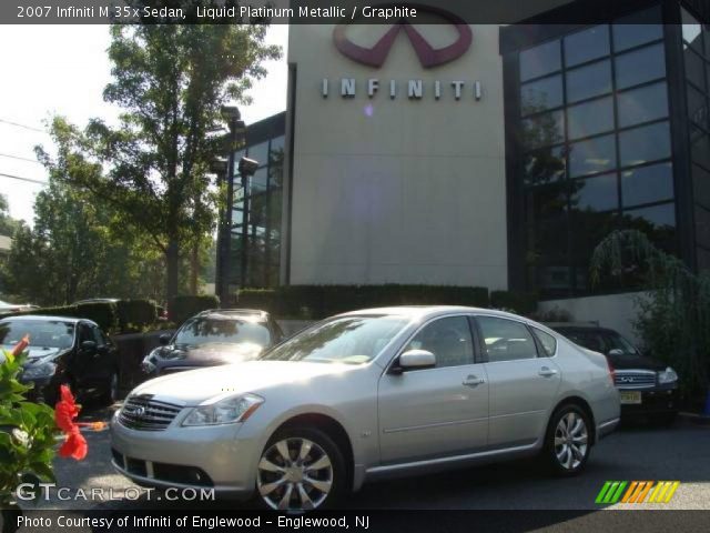 2007 Infiniti M 35x Sedan in Liquid Platinum Metallic