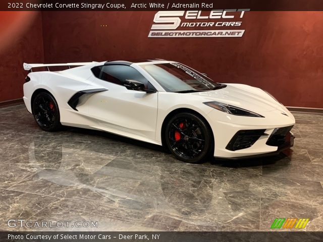 2022 Chevrolet Corvette Stingray Coupe in Arctic White