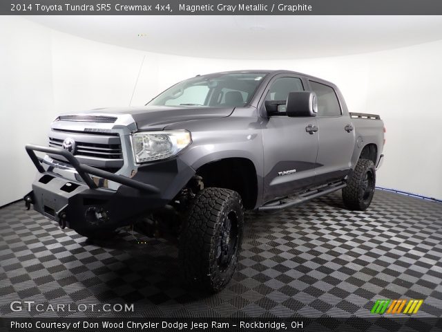 2014 Toyota Tundra SR5 Crewmax 4x4 in Magnetic Gray Metallic