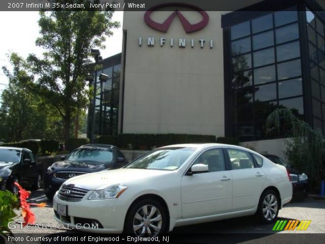 2007 Infiniti M 35x Sedan in Ivory Pearl